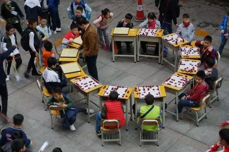 围棋九段和象棋特级大师哪个更难一点(4)