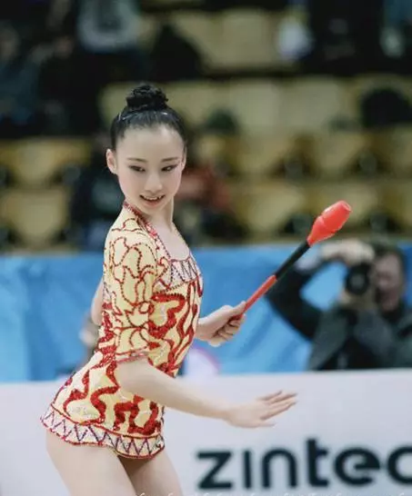 李红杨艺术体操(3)