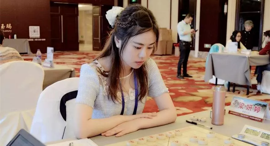国家级象棋大师何媛的身高是多少(4)