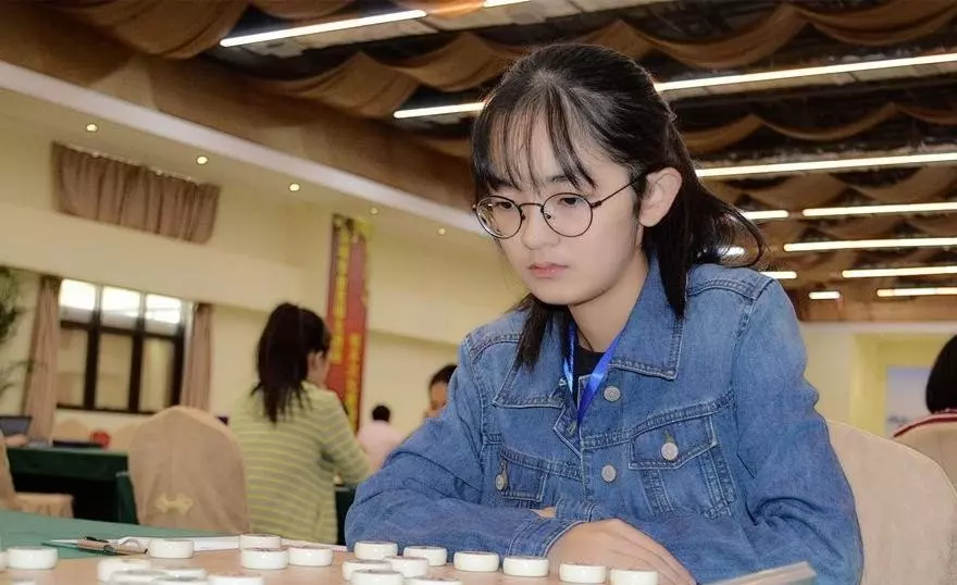 国家级象棋大师何媛的身高是多少(6)