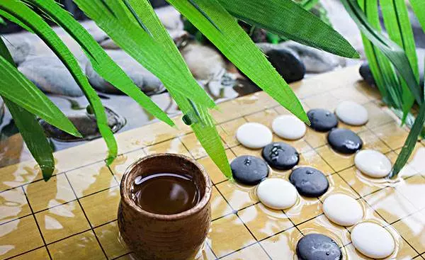 围棋和象棋哪个早出现(1)