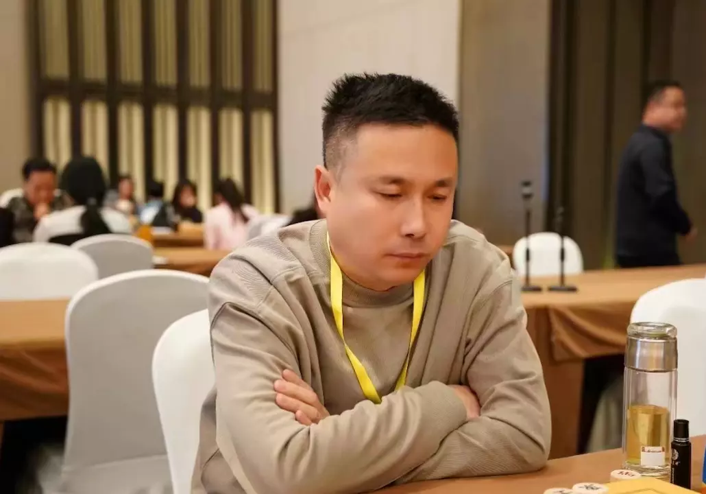 梁辉远得全国象棋什么冠军(1)