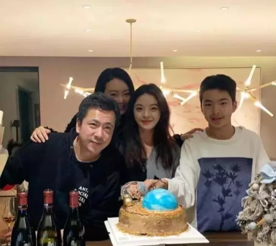 王中磊的儿子和女儿名字(2)